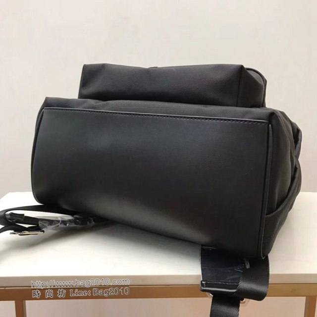 Burberry專櫃新款雙肩包 徽章貼花 巴寶莉男士尼龍雙肩包  db1233
